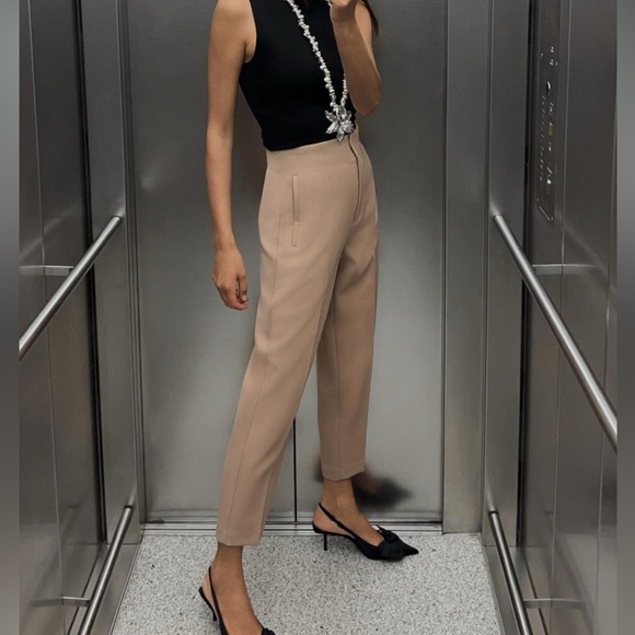 Zara Pants/ trouser / taupe / size M - Picture 3 of 3